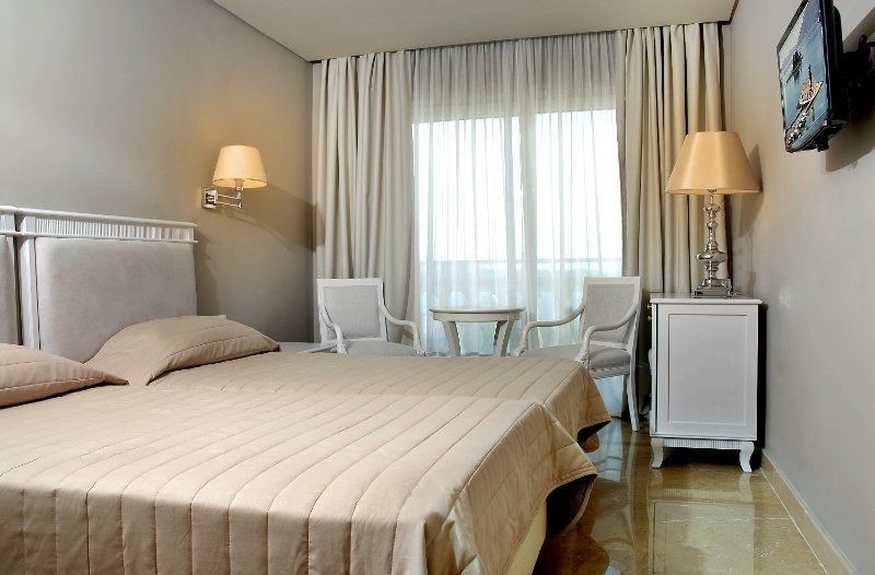 Mayor Mon Repos Palace - Adults Only Corfu  Exterior photo